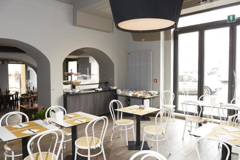 Due Guerrieri Mantova Hotel Bagian luar foto